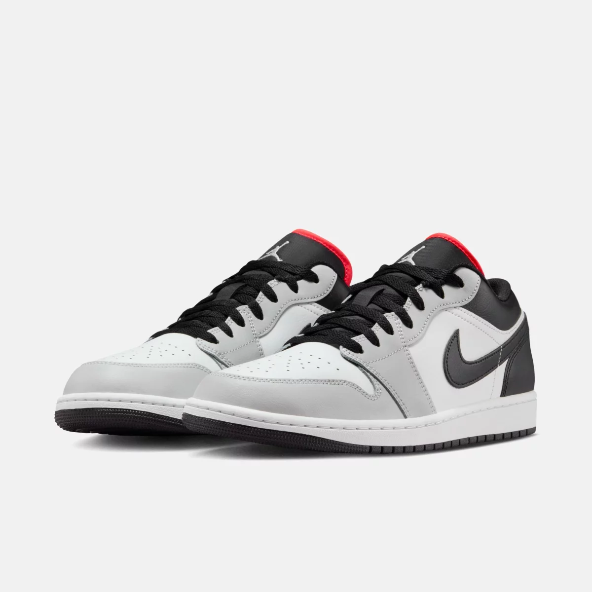 698f214be590dair_jordan_1_low_andrika_sneakers_2_