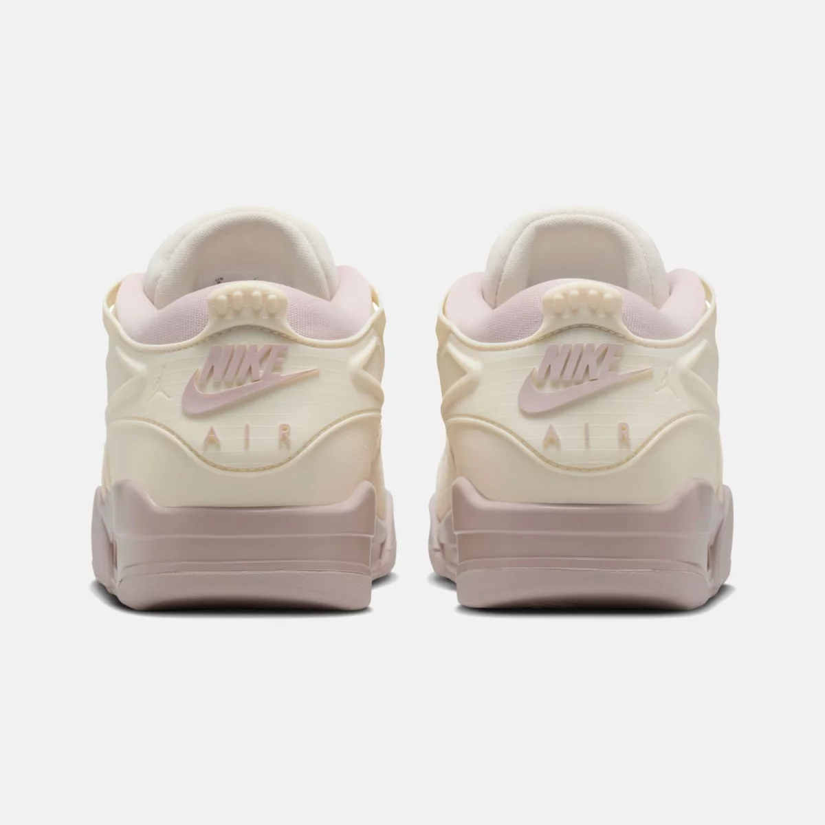 Air Jordan 4RM Γυναικεία Sneakers