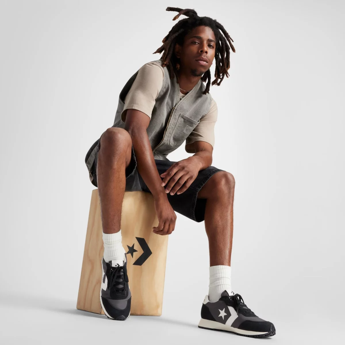 Converse Omega Trainer Unisex Sneakers