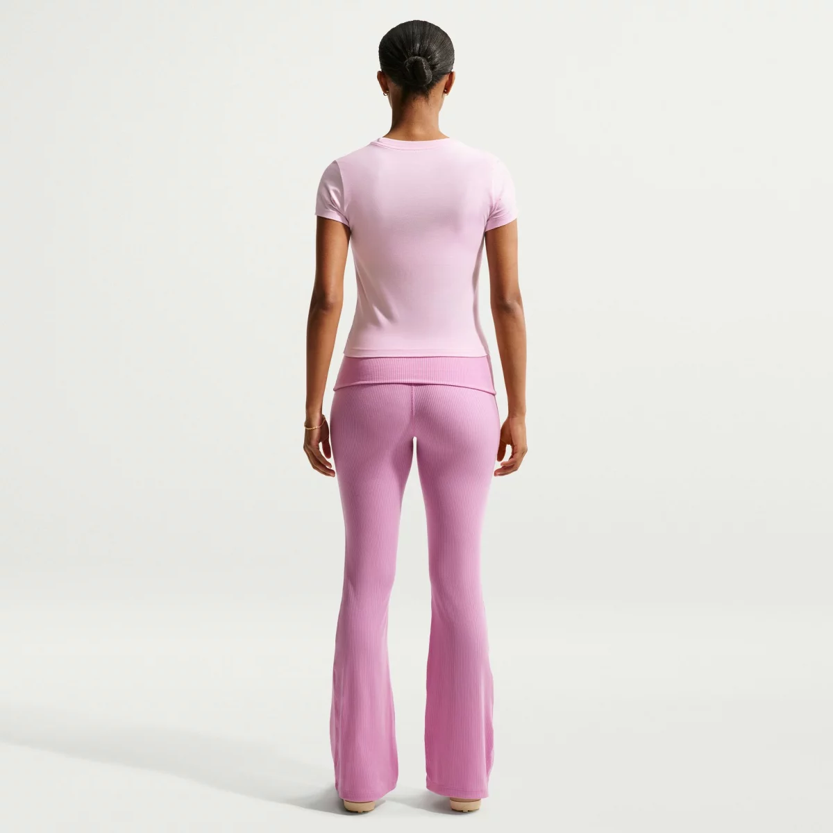 Nike - Sportswear Chill Knit Γυναικείο T-shirt - PINK (0030)