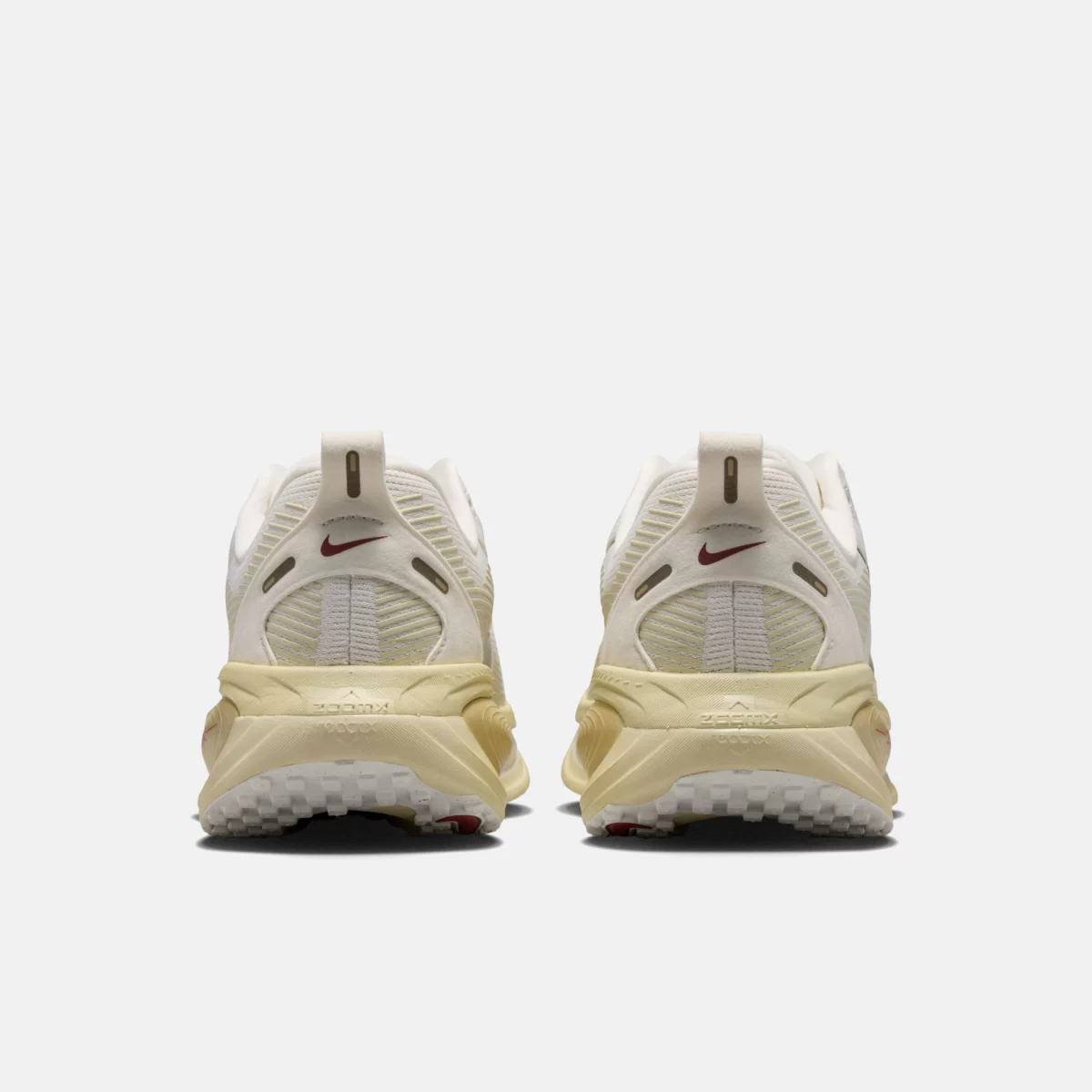 Nike - Nike Vomero 18 Γυναικεία Παπούτσια για Τρέξιμο