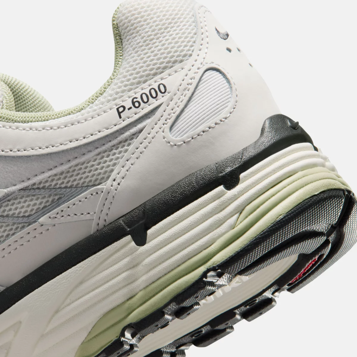 Nike - Nike P-6000 Ανδρικά Sneakers