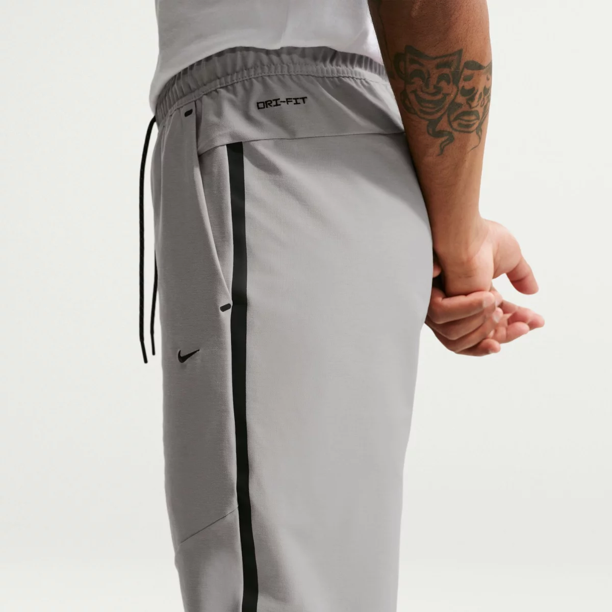 Nike - Nike Tech Dri-FIT Men's Knit Pants