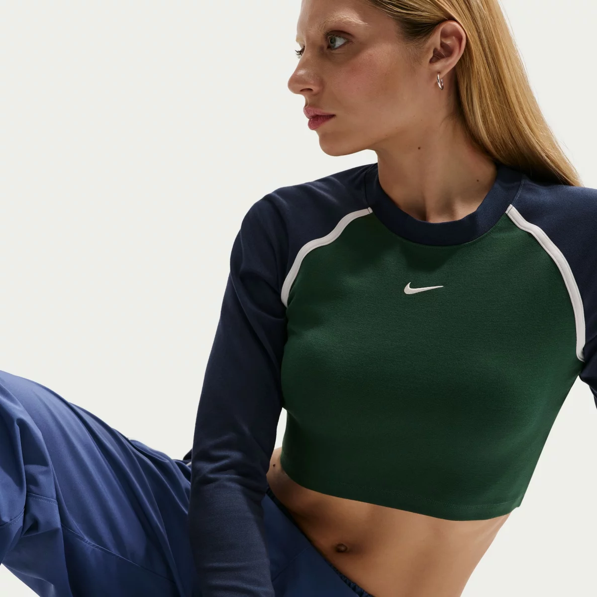 Nike Sportswear Cropped Top Γυναικεία Μακρυμάνικη Μπλούζα