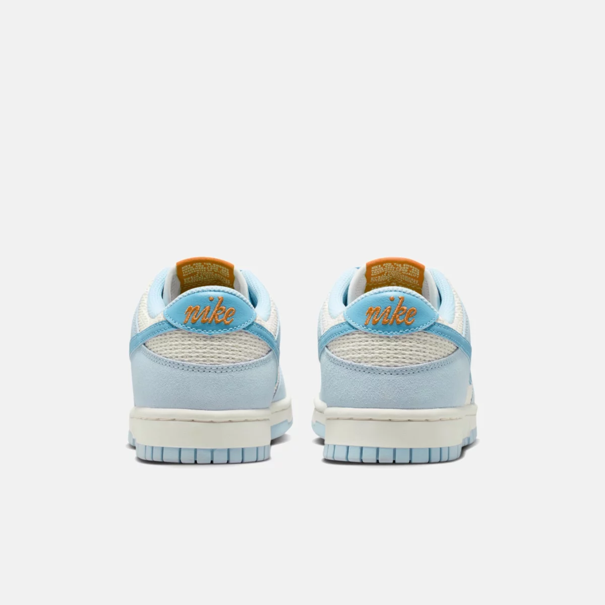 Nike - Nike Dunk Low SE Γυναικεία Sneakers - LT BLU-WHI (0704)