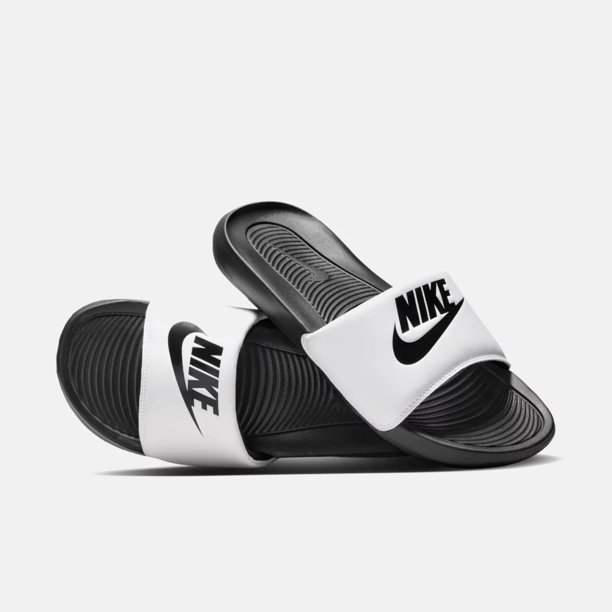 Nike - Nike Victori One Slides Ανδρικές Σαγιονάρες - WHITE-BLAK (0275)