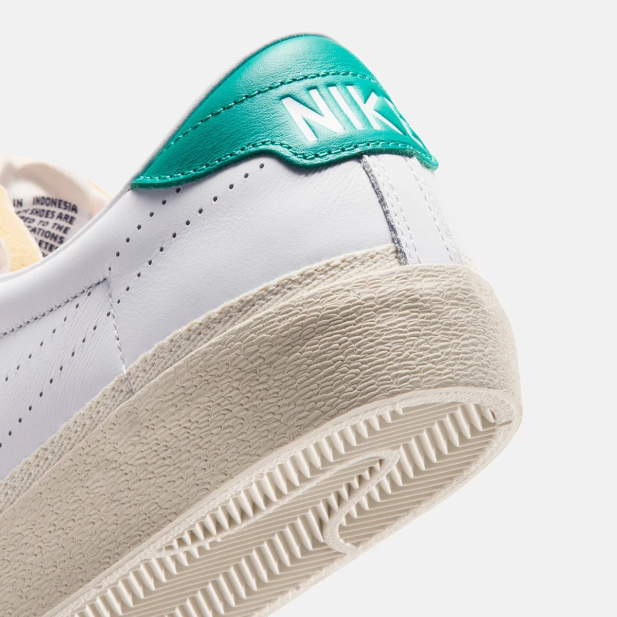 Nike - Nike Tennis Classic AC Ανδρικά Sneakers - WHITE (0001)
