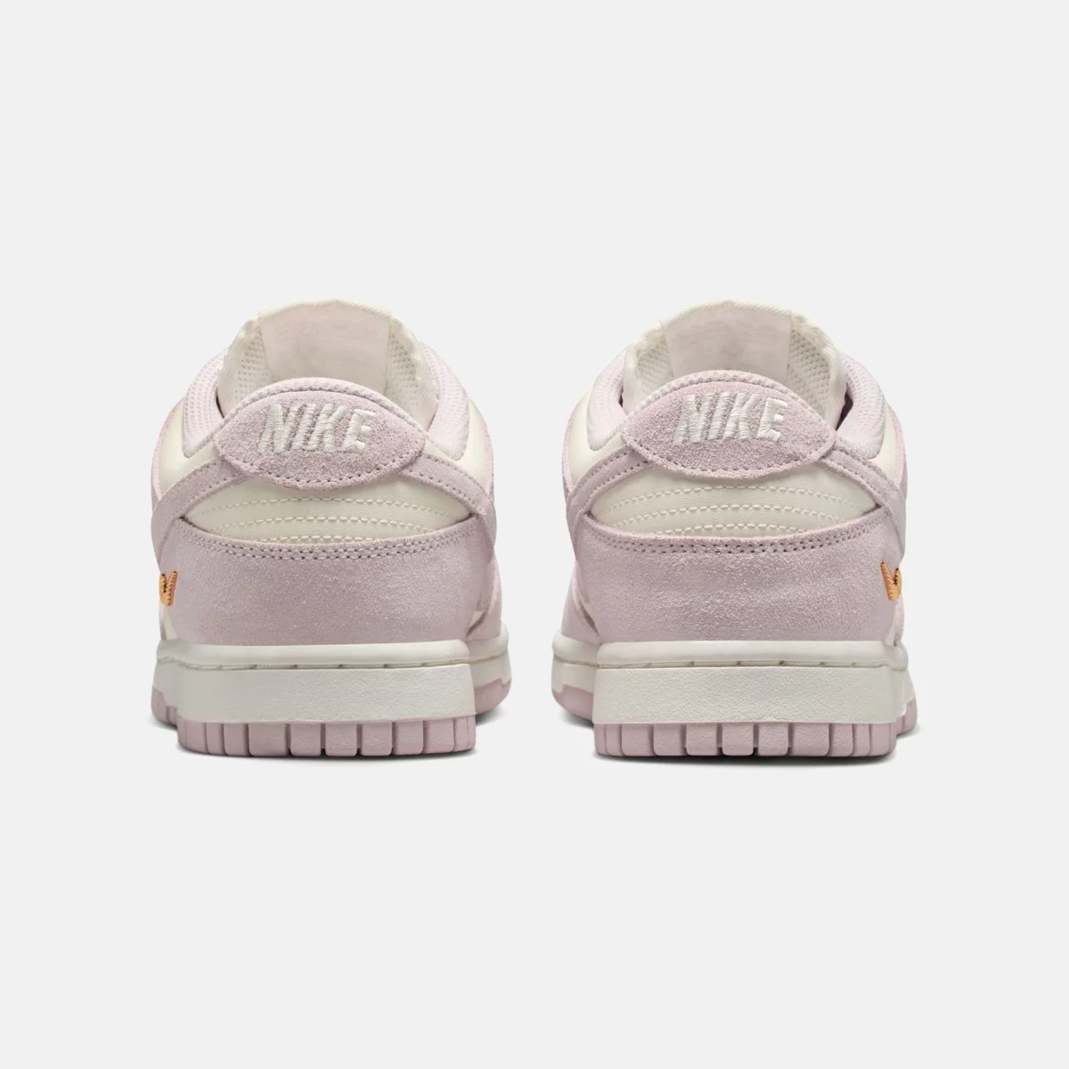 Nike Dunk Low SE Γυναικεία Sneakers