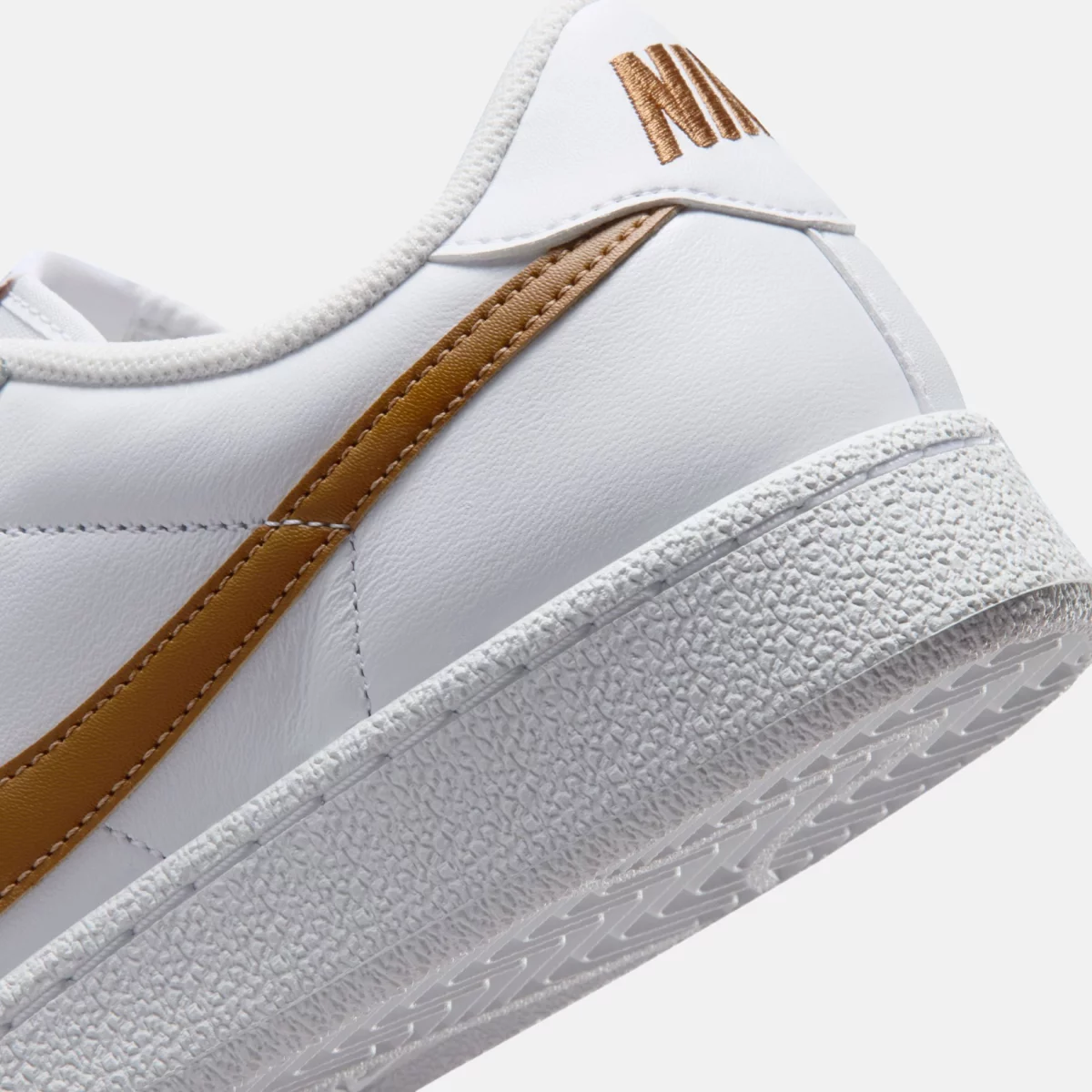 Nike - Nike Tennis Classic Γυναικεία Sneakers - WHITE-BROW (0269)