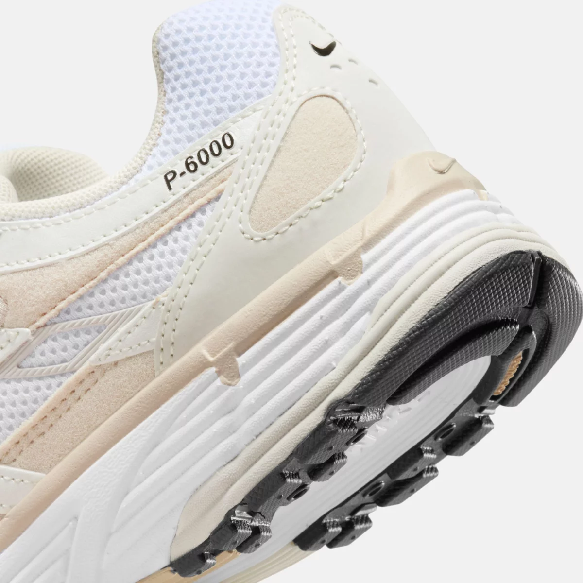 Nike - Nike P-6000 Γυναικεία Sneakers